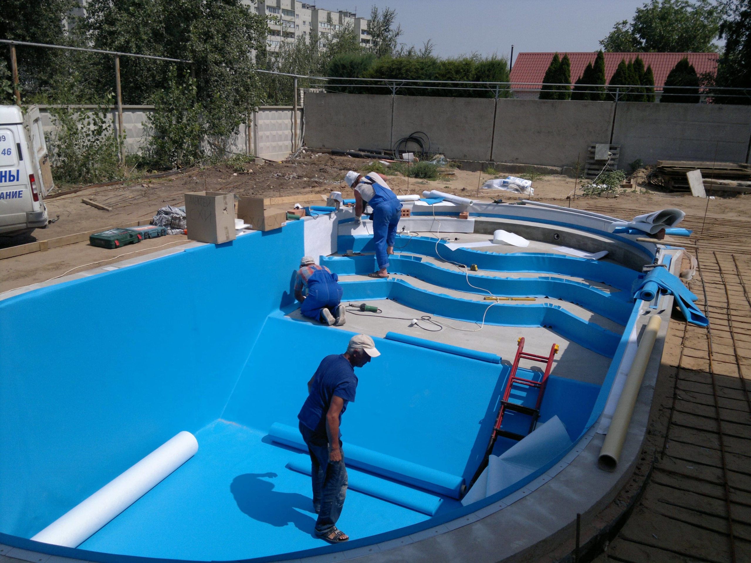 строительство бассейнов